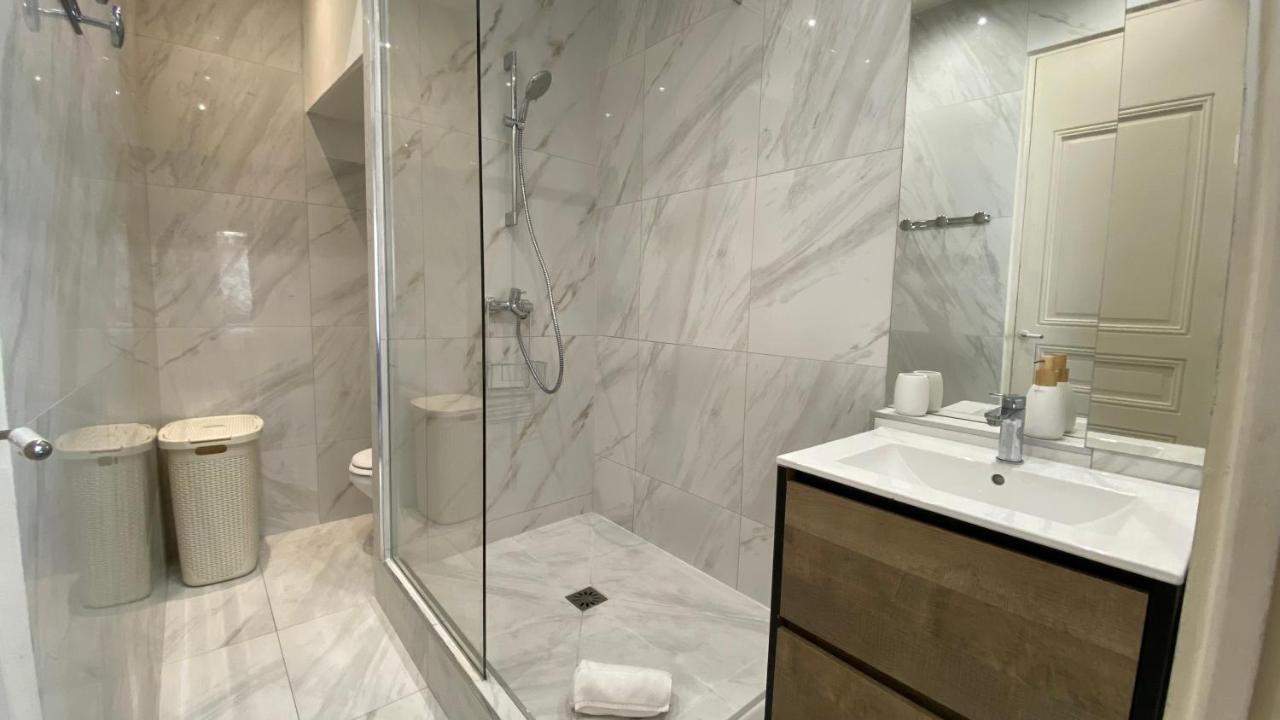 Appartement Bretagne 4 Places Paris Eksteriør billede